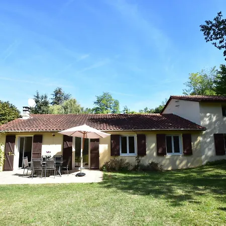 Pleasing Holiday In With Swimming Pool Saint-Cybranet