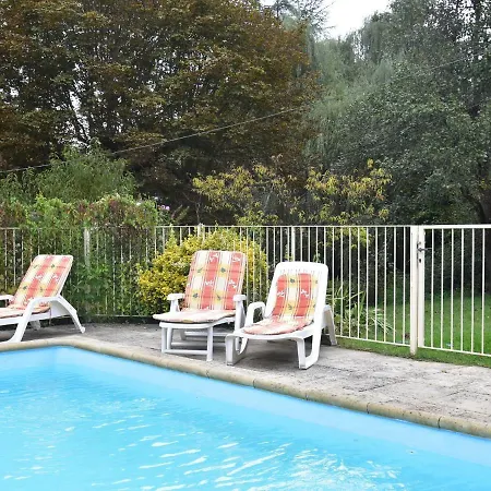 Pleasing Holiday In With Swimming Pool * Saint-Cybranet